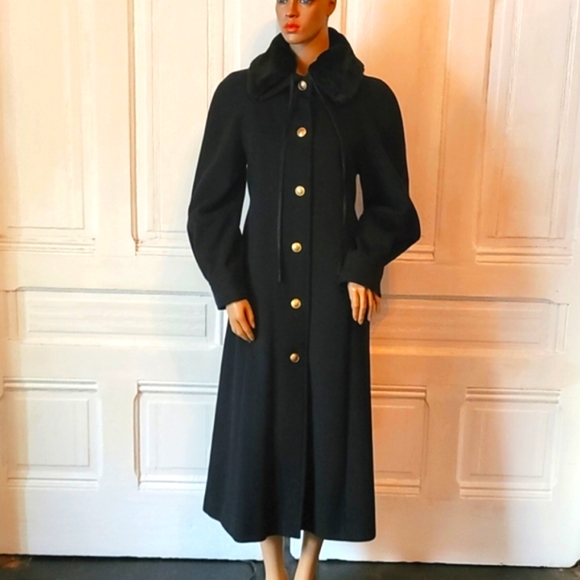 NINA RICCI Paris Overcoat - Picture 1 of 16
